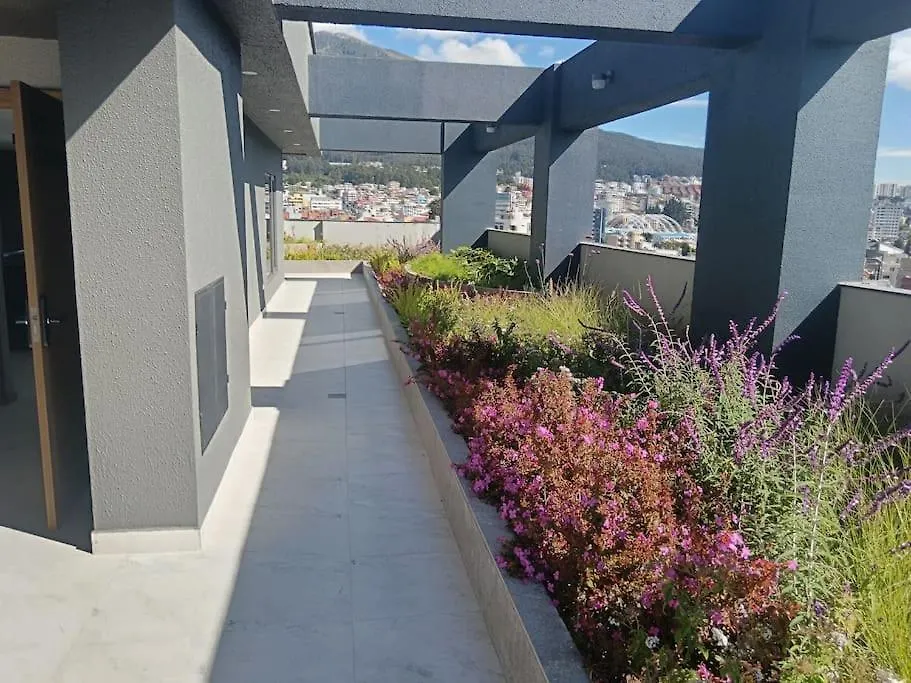 Apartment Hermoso Estudio En La Carolina Piso 13 Con Vista! Quito