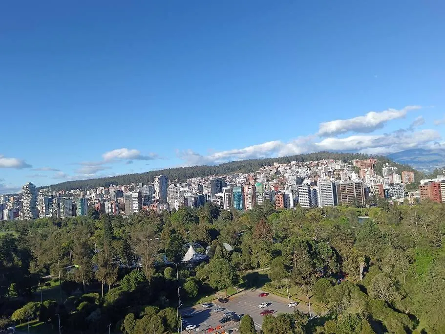 Hermoso Estudio En La Carolina Piso 13 Con Vista! Quito