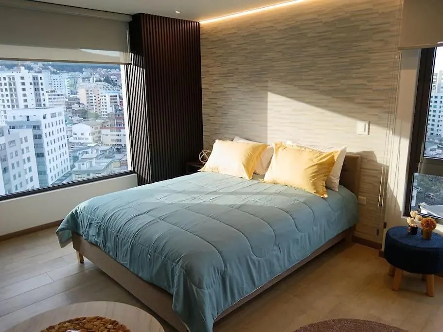 Apartment Hermoso Estudio En La Carolina Piso 13 Con Vista! Quito