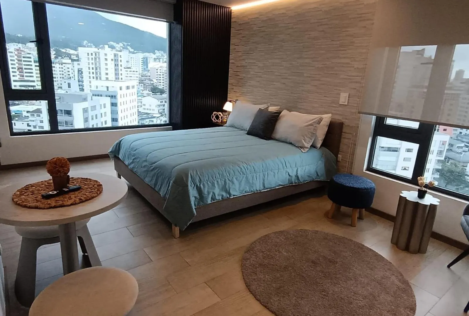 Apartment Hermoso Estudio En La Carolina Piso 13 Con Vista! Quito Ecuador