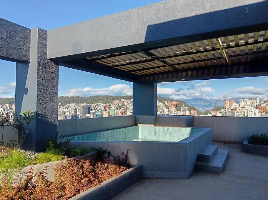Hermoso Estudio En La Carolina Piso 13 Con Vista! Quito